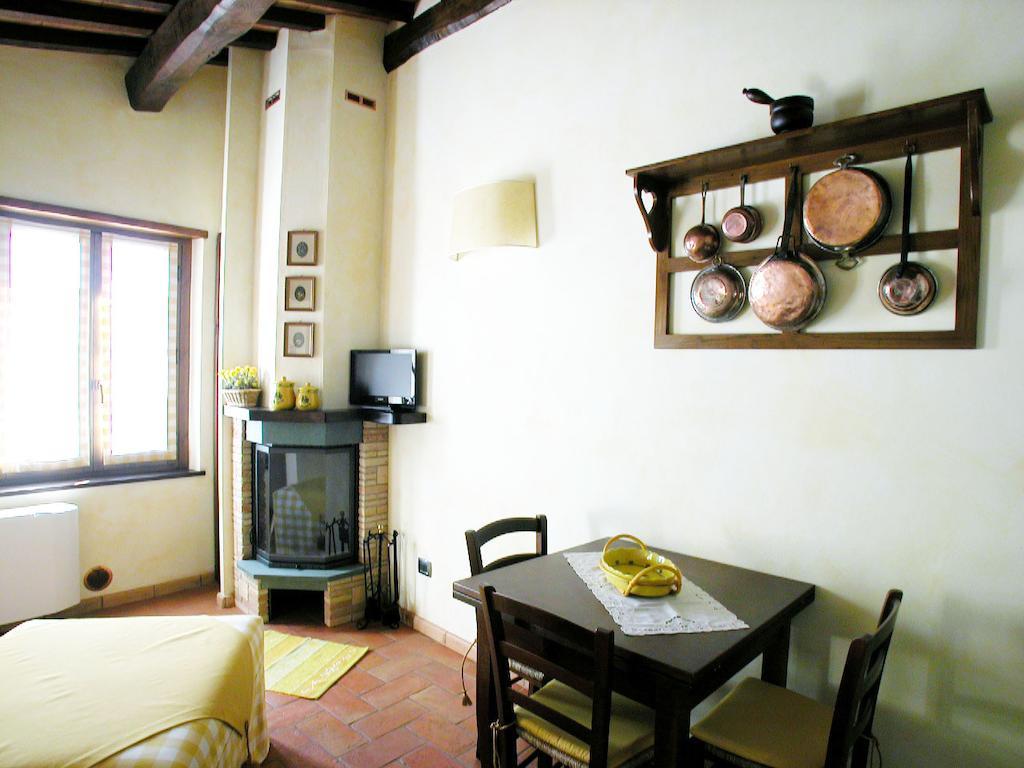 Agriturismo Istrice Innamorato Кампело сул Клитуно Стая снимка